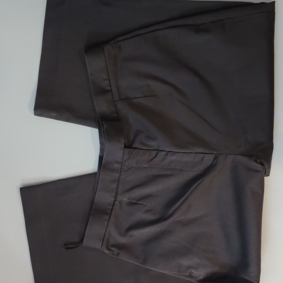 NWOT ANN KLEIN CAPRIS - Picture 2 of 3